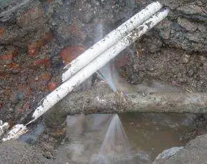 嘉鱼水管维修费用是多少